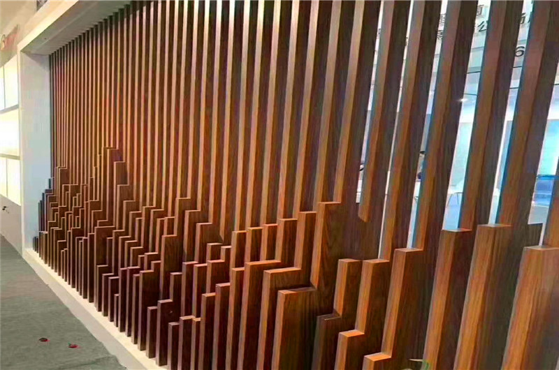 格柵金屬鋁方通吊頂 規(guī)格齊全、造型獨特的建筑裝飾材料